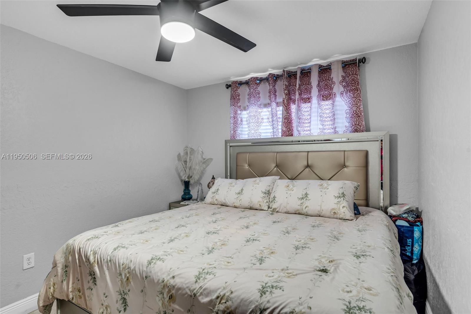 RIVIERA II - Residential