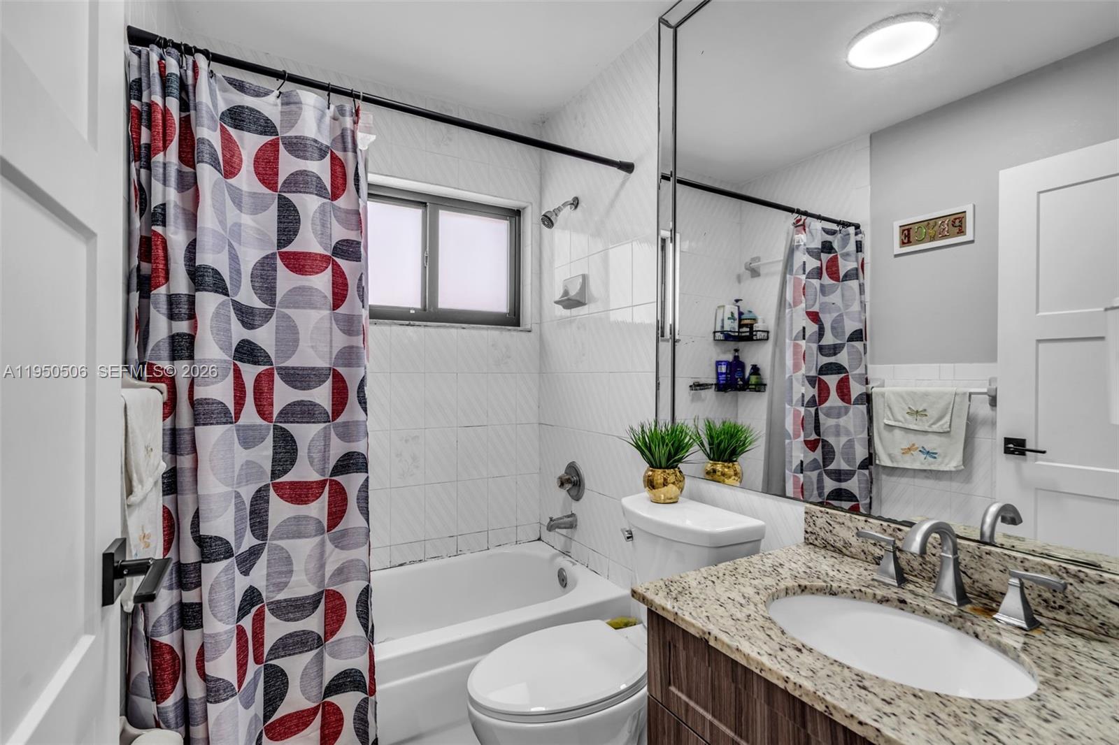 RIVIERA II - Residential