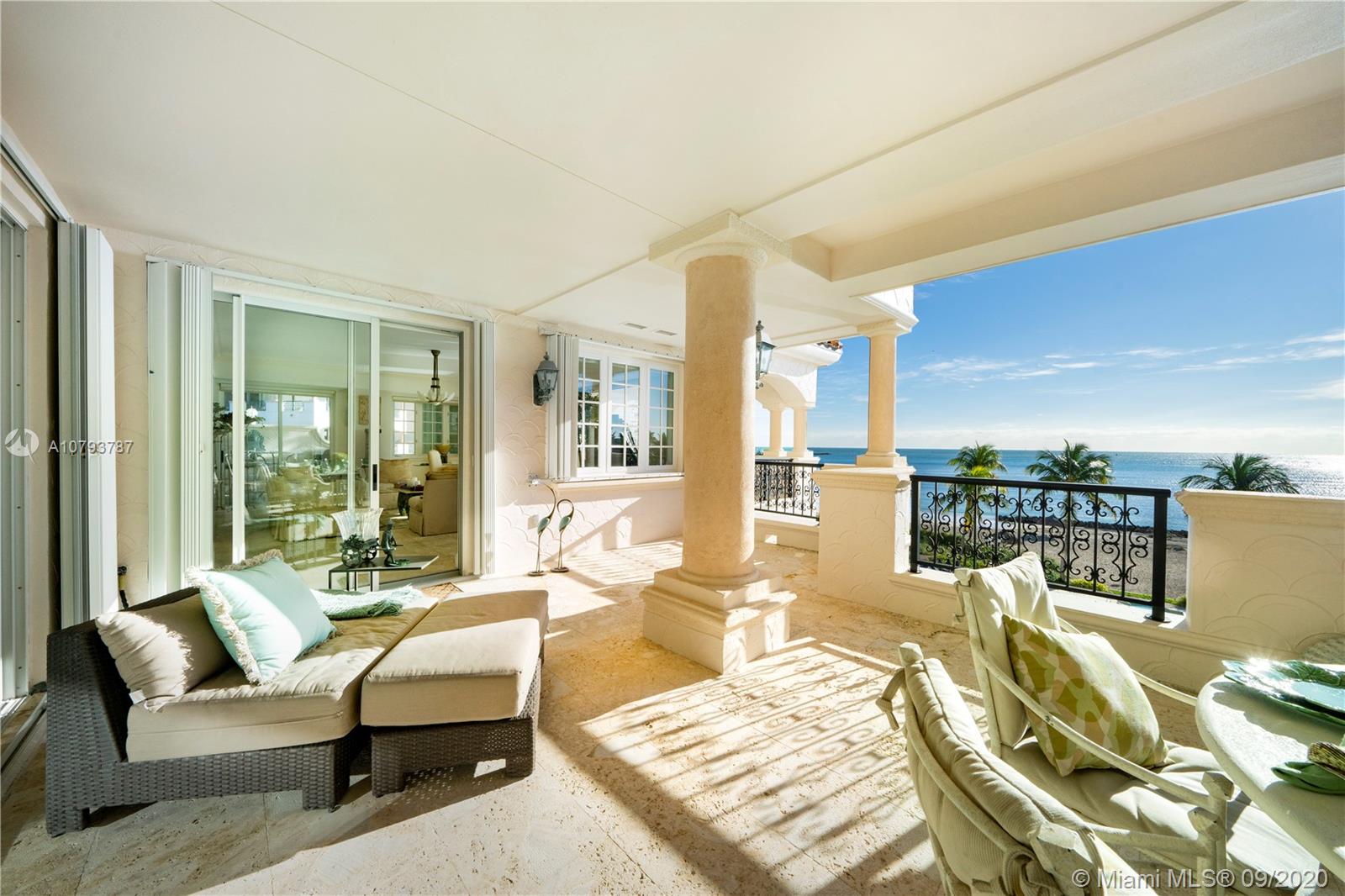 OCEANSIDE FISHER ISL COND - Residential