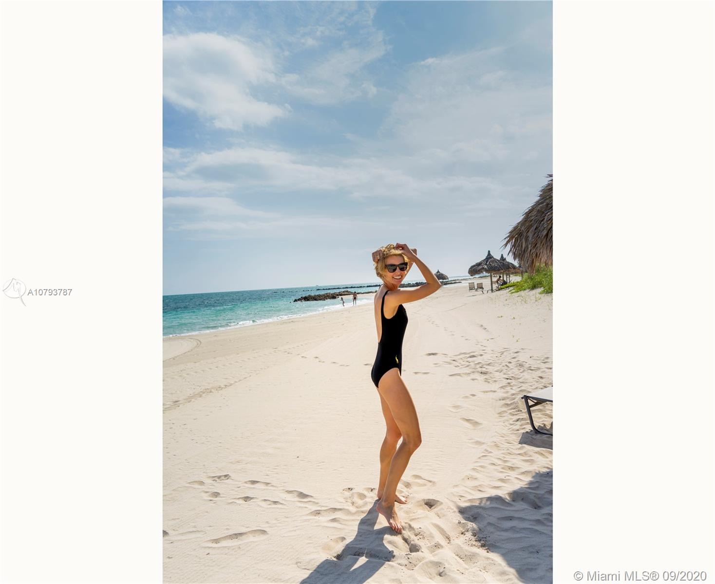 OCEANSIDE FISHER ISL COND - Residential