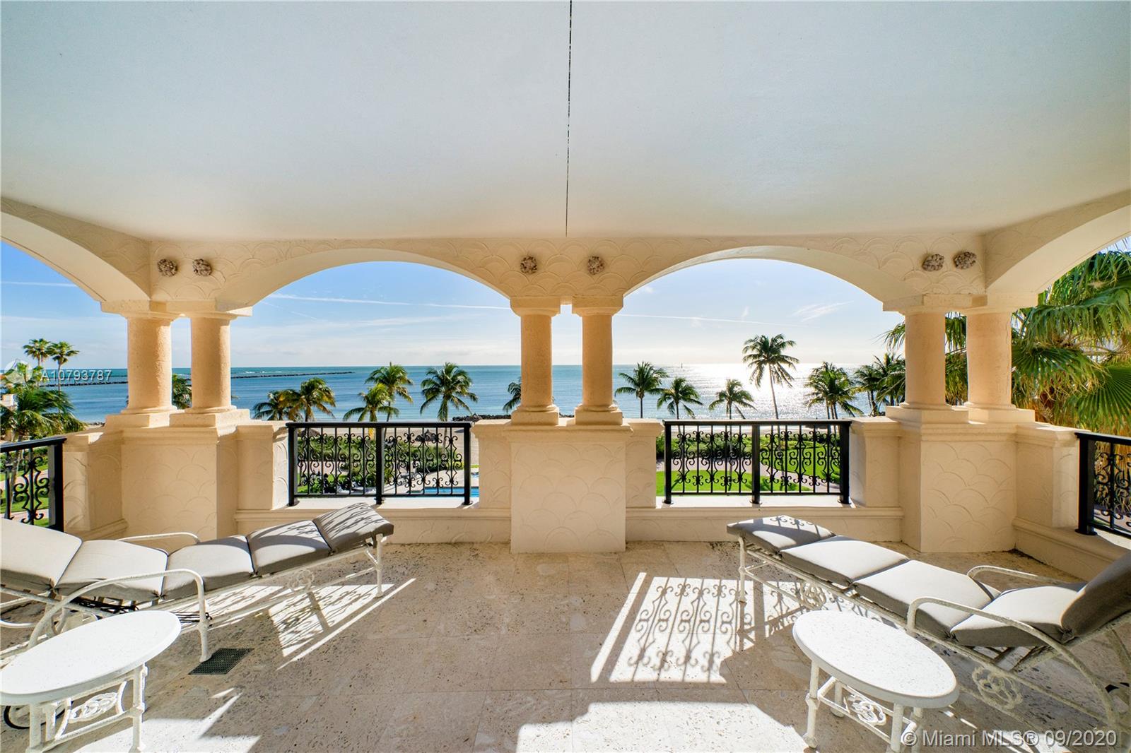 OCEANSIDE FISHER ISL COND - Residential
