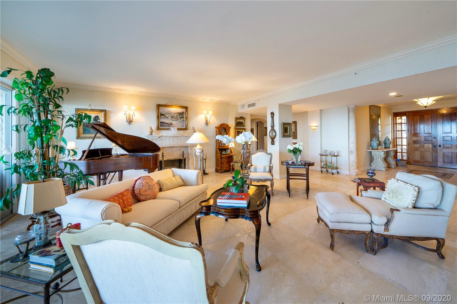 OCEANSIDE FISHER ISL COND - Residential