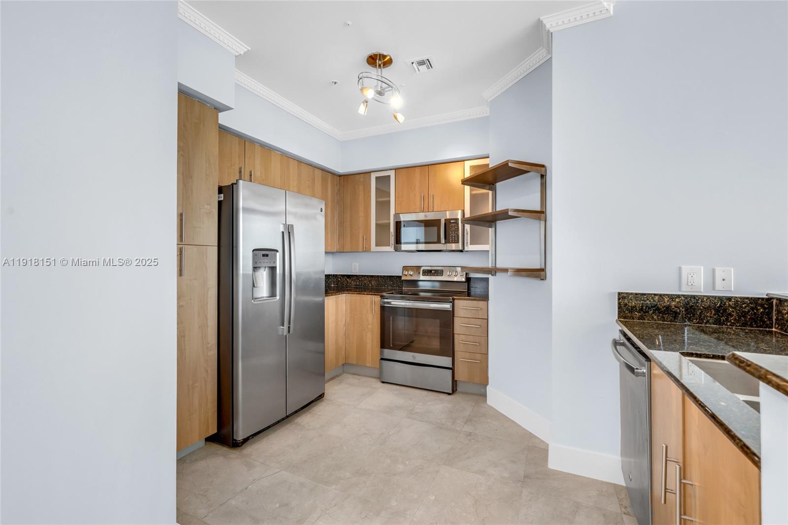 360 CONDO A - Residential Lease