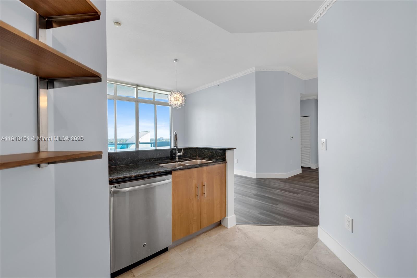 360 CONDO A - Residential Lease
