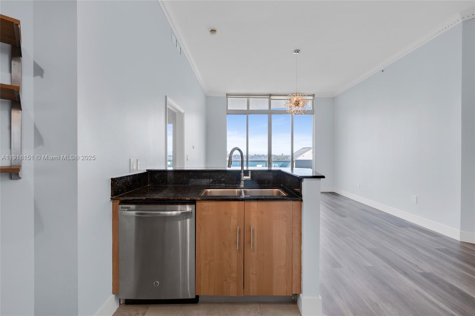 360 CONDO A - Residential Lease