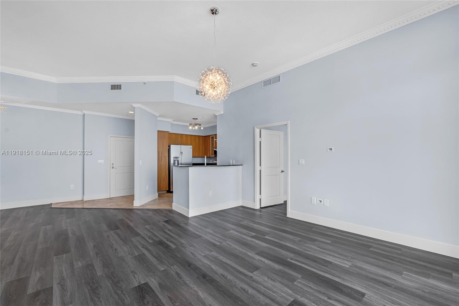 360 CONDO A - Residential Lease