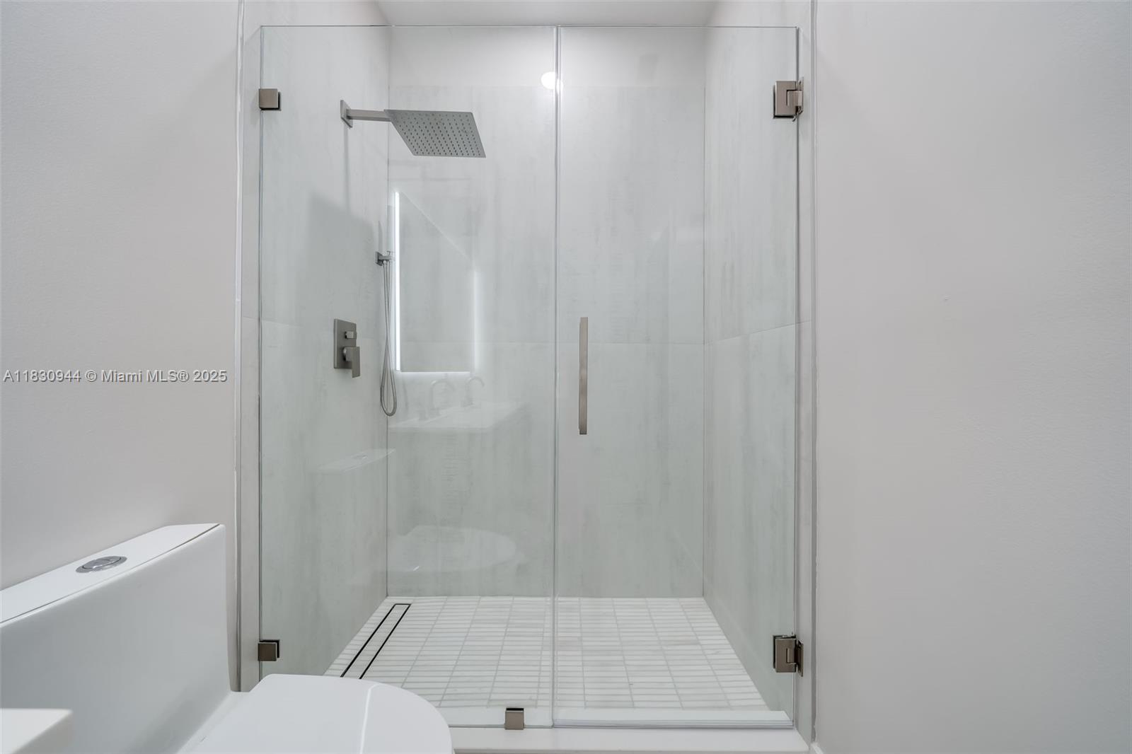 SECTOR 6 EAST - Residential