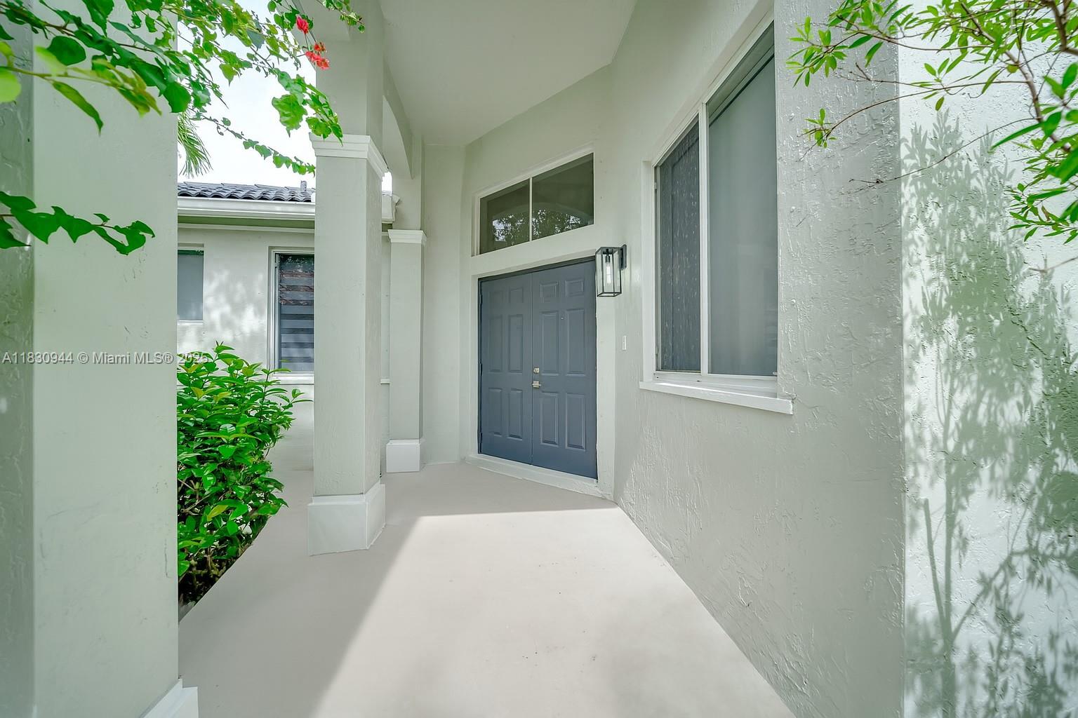1212 Camellia Ln