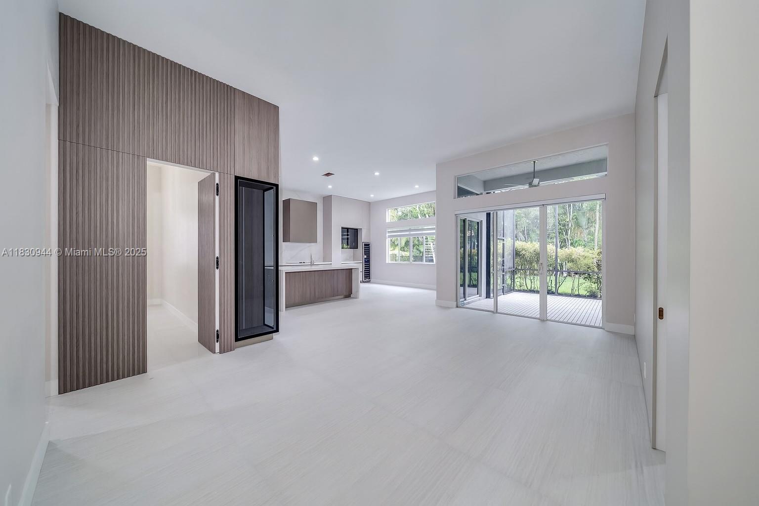 SECTOR 6 EAST - Residential