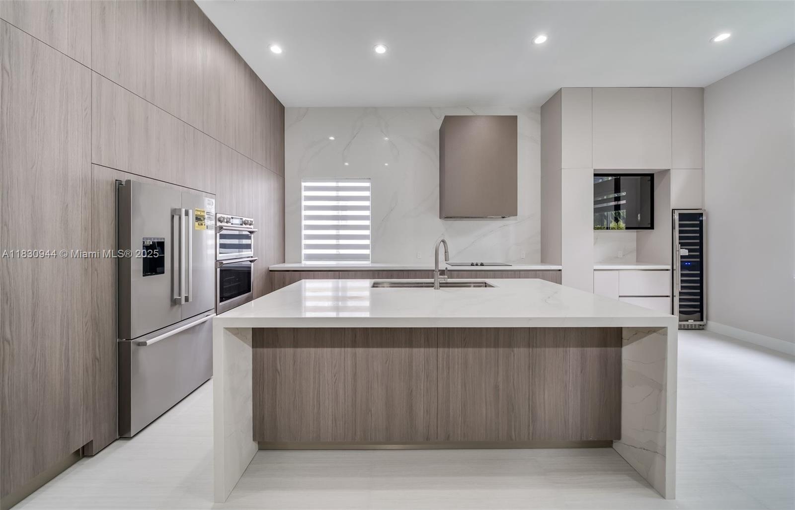 SECTOR 6 EAST - Residential