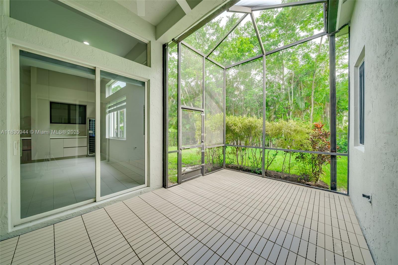 SECTOR 6 EAST - Residential