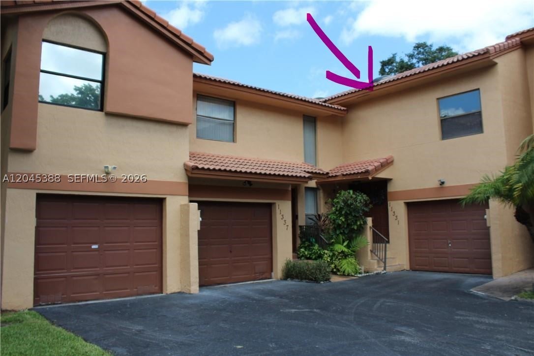 11331 SW 9th Ct, Pembroke Pines FL 33025