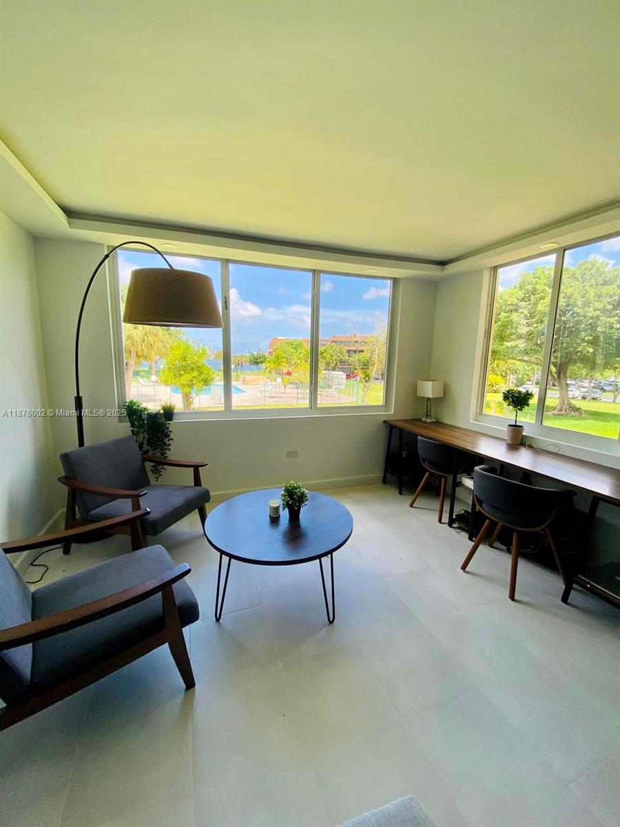 ROYAL OAKS CONDO - Residential