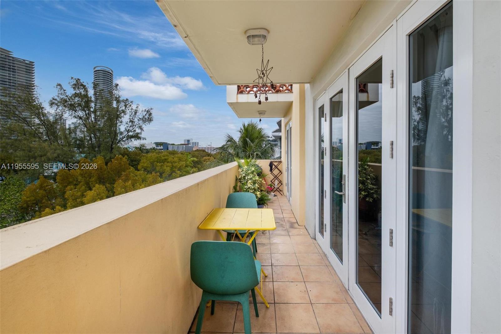 THE AMBASSADORS CONDO - Residential