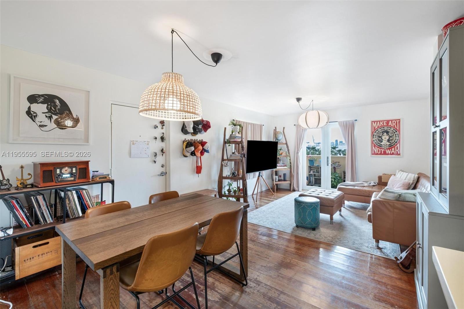 THE AMBASSADORS CONDO - Residential