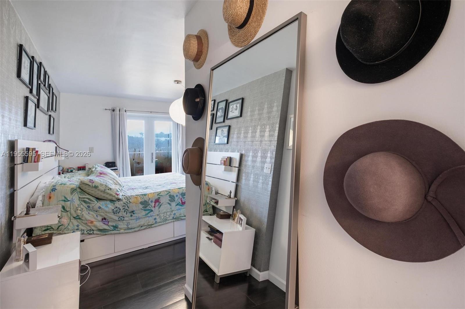 THE AMBASSADORS CONDO - Residential