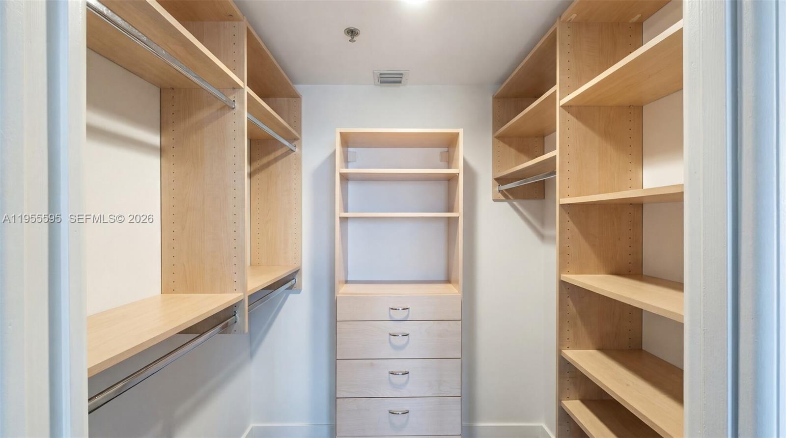 THE AMBASSADORS CONDO - Residential