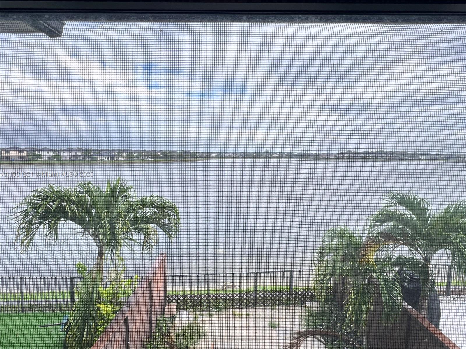 DUNNWOODY LAKE - Residential Lease