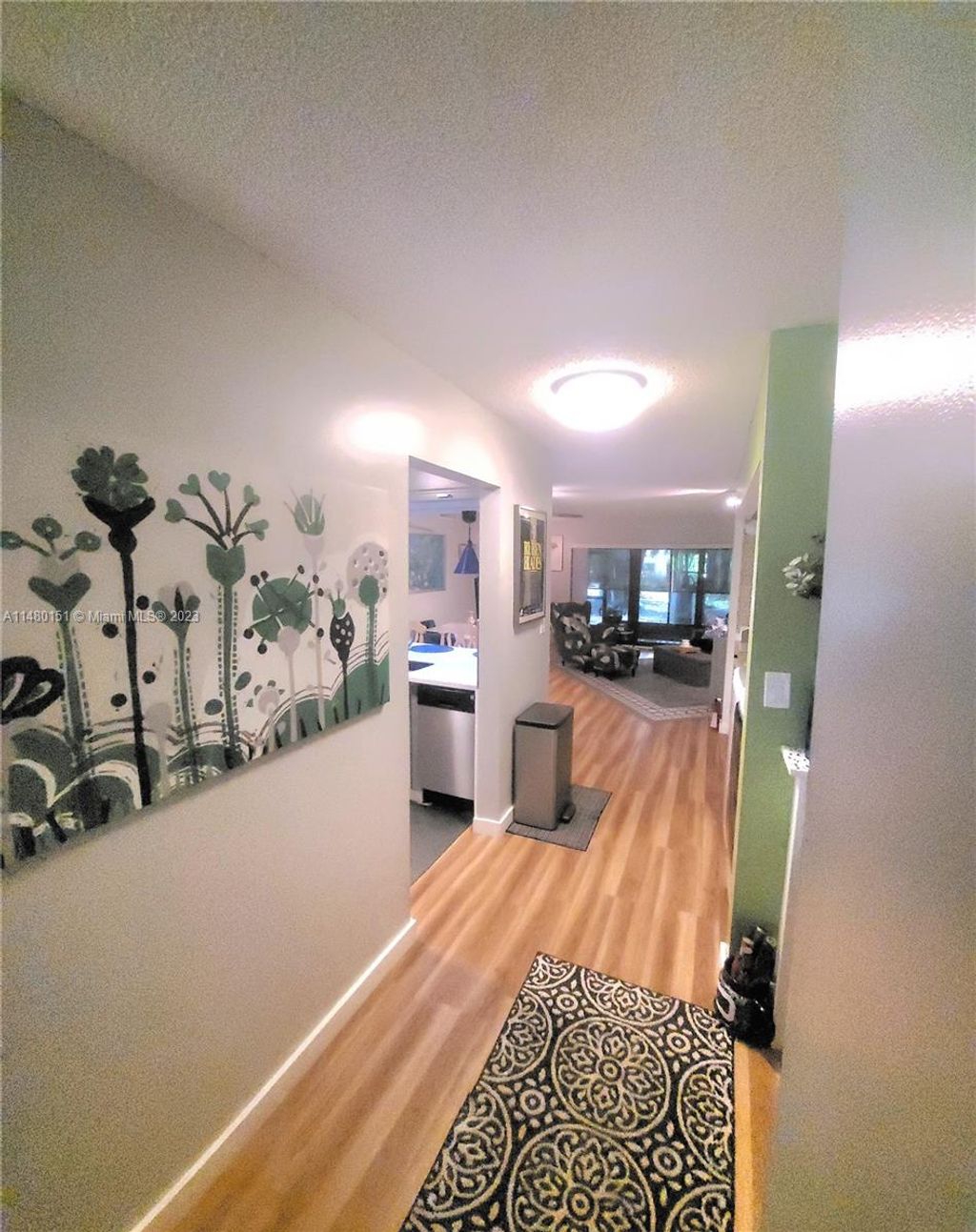 Photo of 301 N Pine Island Rd #101, Plantation, FL 33324 (MLS # A11480151)