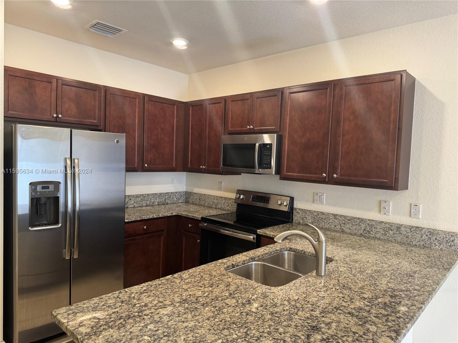 AQUABELLA SECTION ONE - Residential Lease
