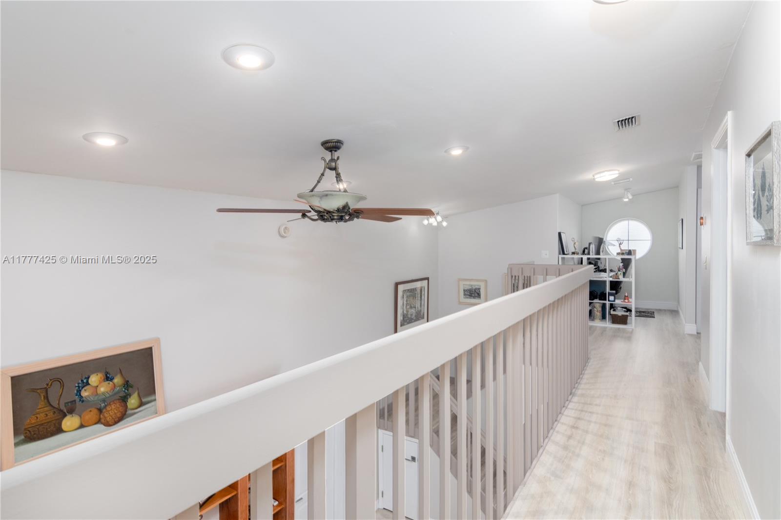 AMBER BAY - Residential