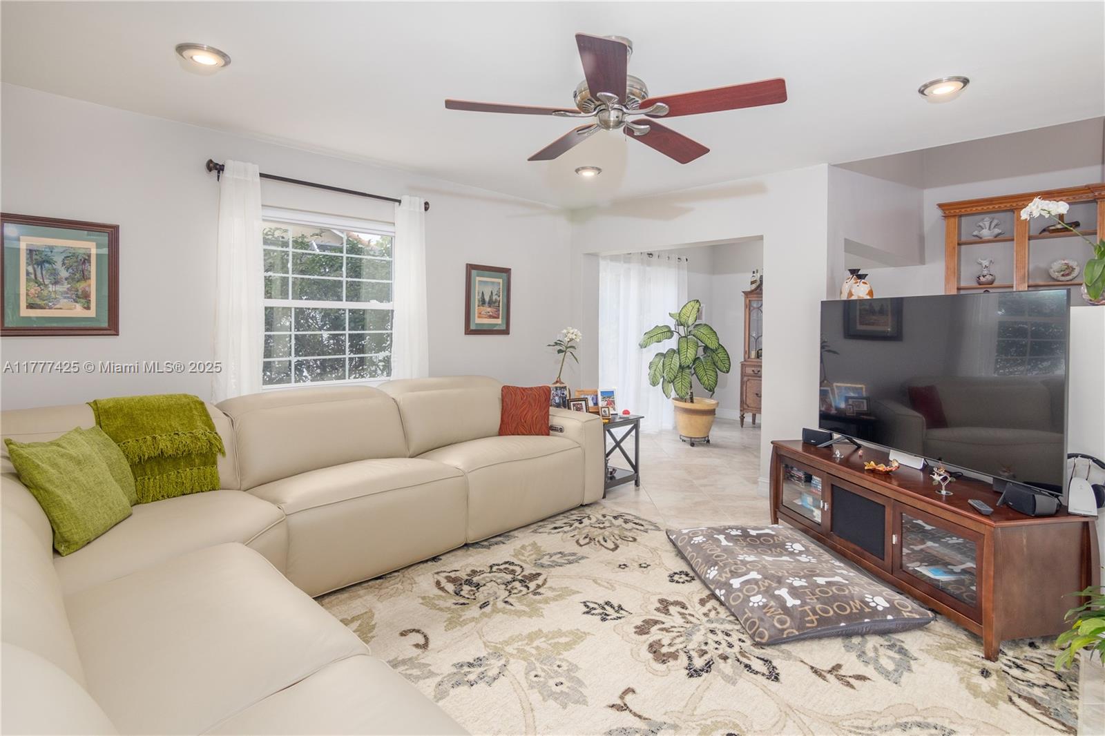 AMBER BAY - Residential