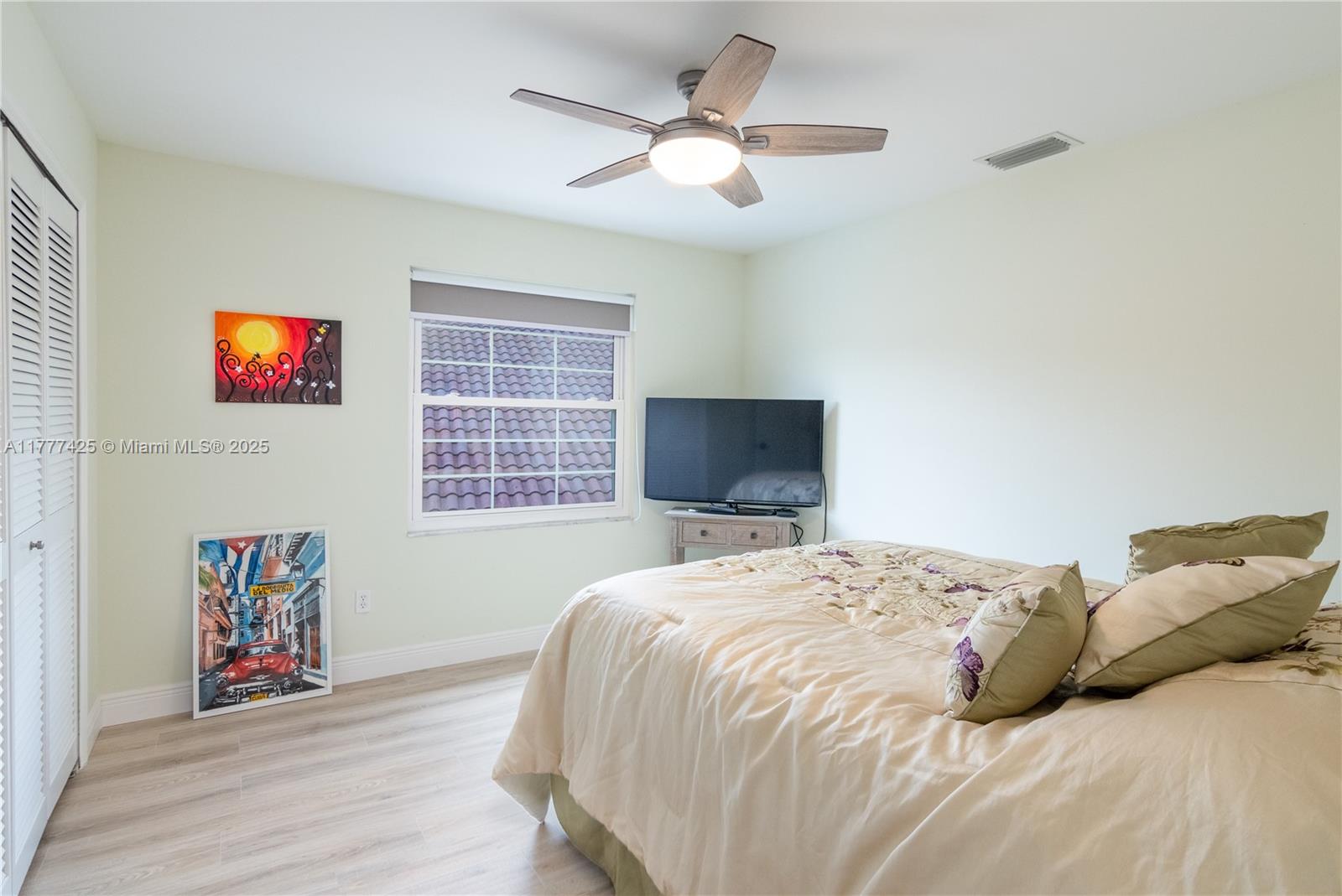 AMBER BAY - Residential