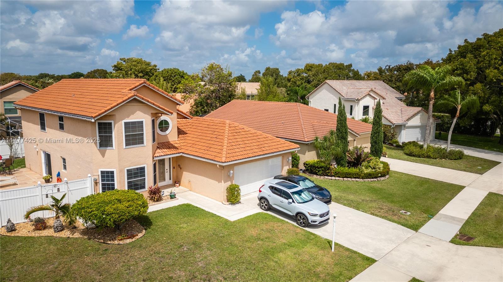 AMBER BAY - Residential