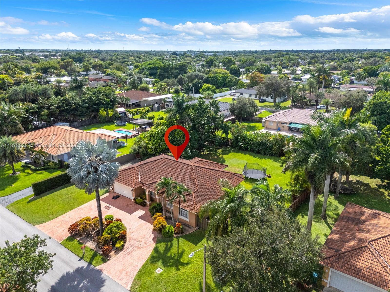 REDLANDS FOREST - Residential