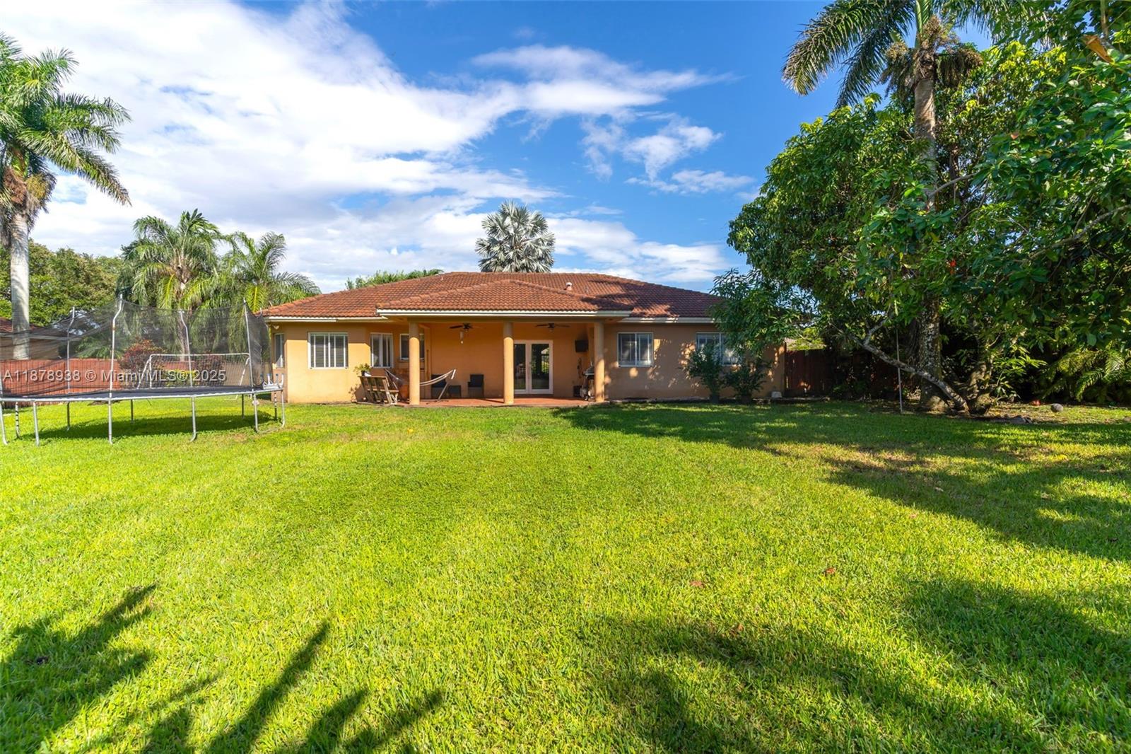 REDLANDS FOREST - Residential