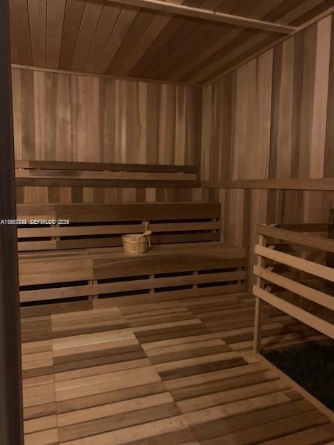 CANVAS CONDO - Residential