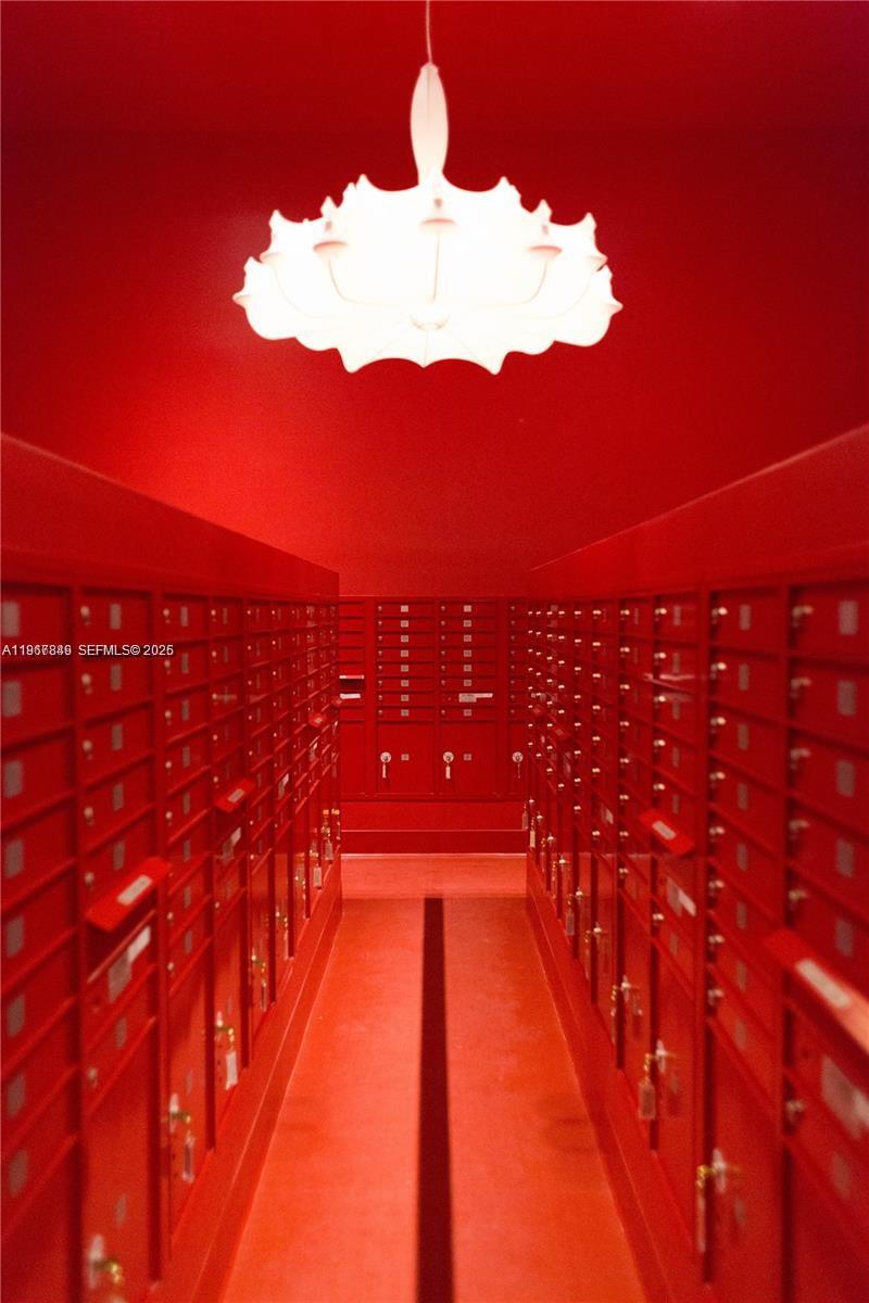 CANVAS CONDO - Residential