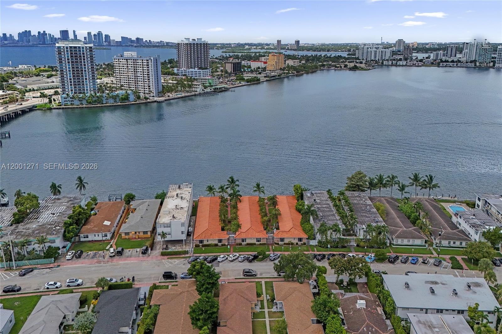 ENCLAVE WATERSIDE VILLAS - Residential Lease