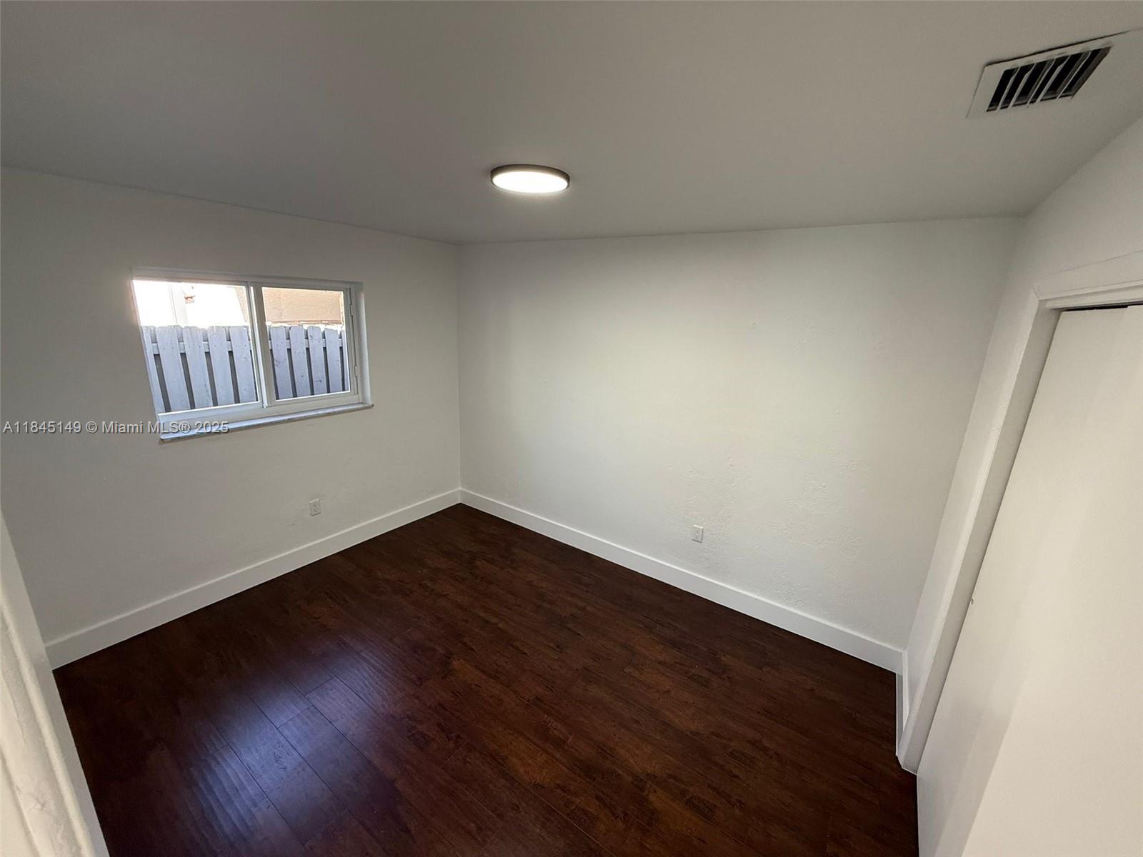 SUNRISE GOLF VILLAGE SEC - Residential