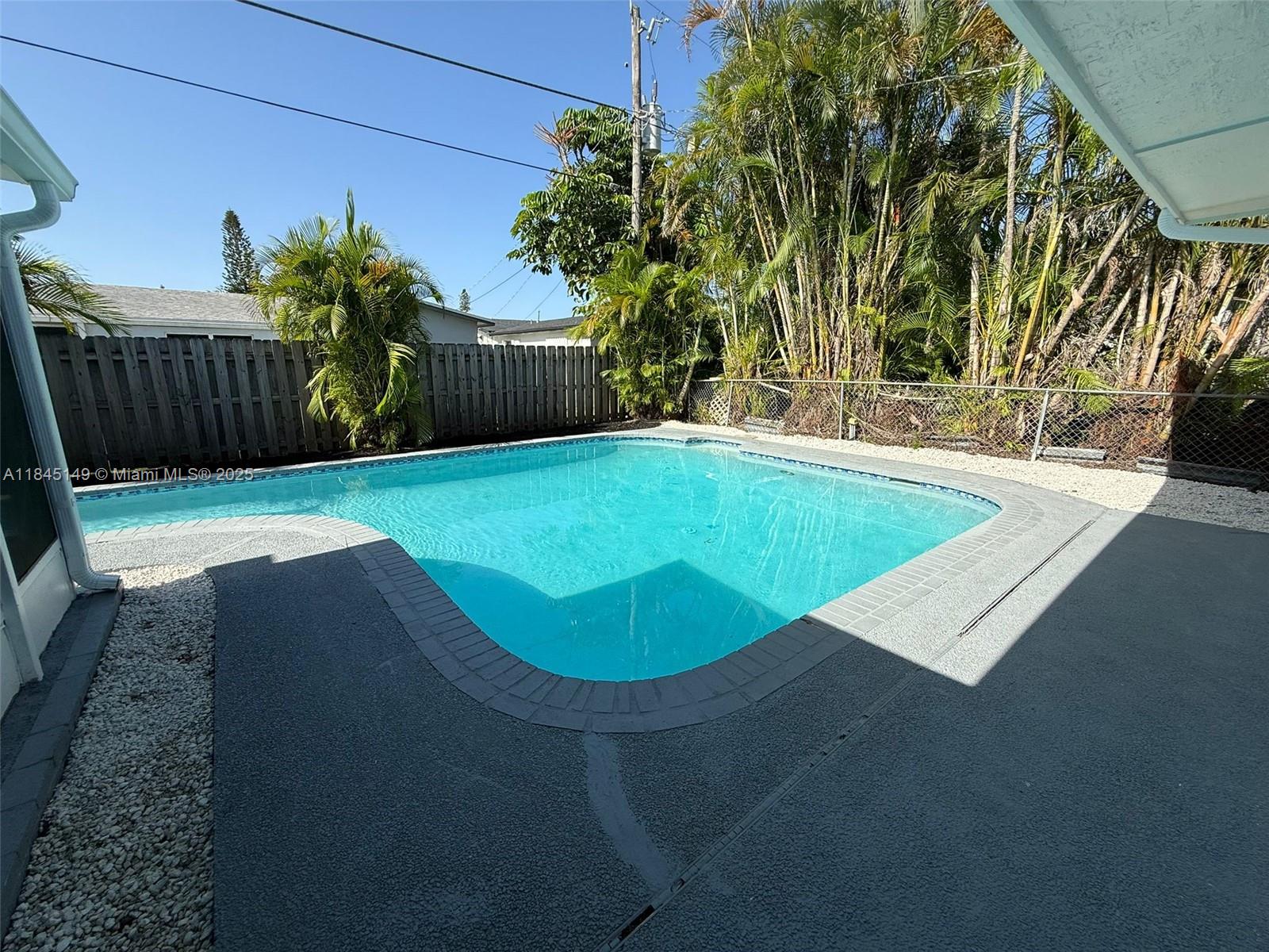 SUNRISE GOLF VILLAGE SEC - Residential