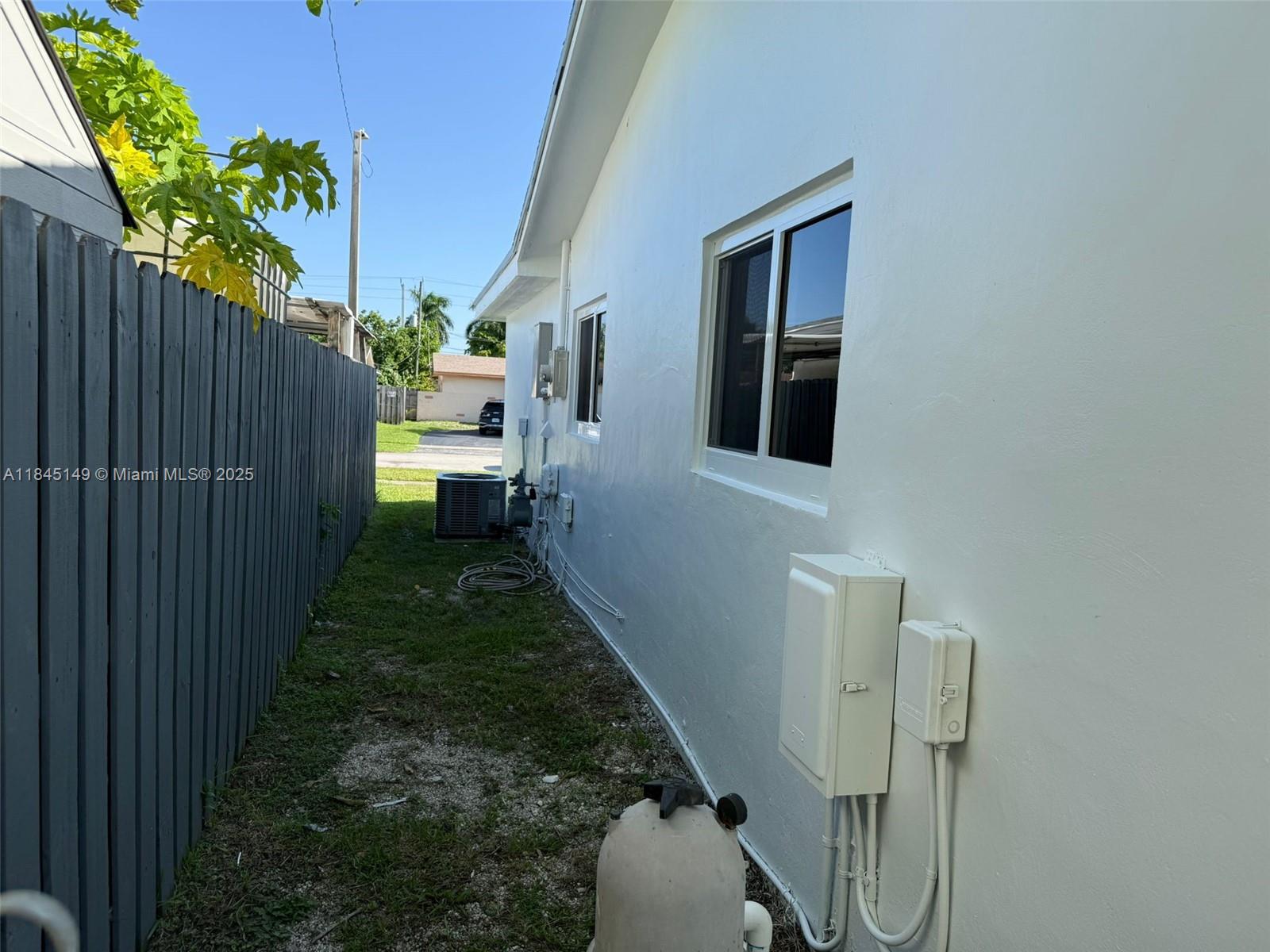 SUNRISE GOLF VILLAGE SEC - Residential