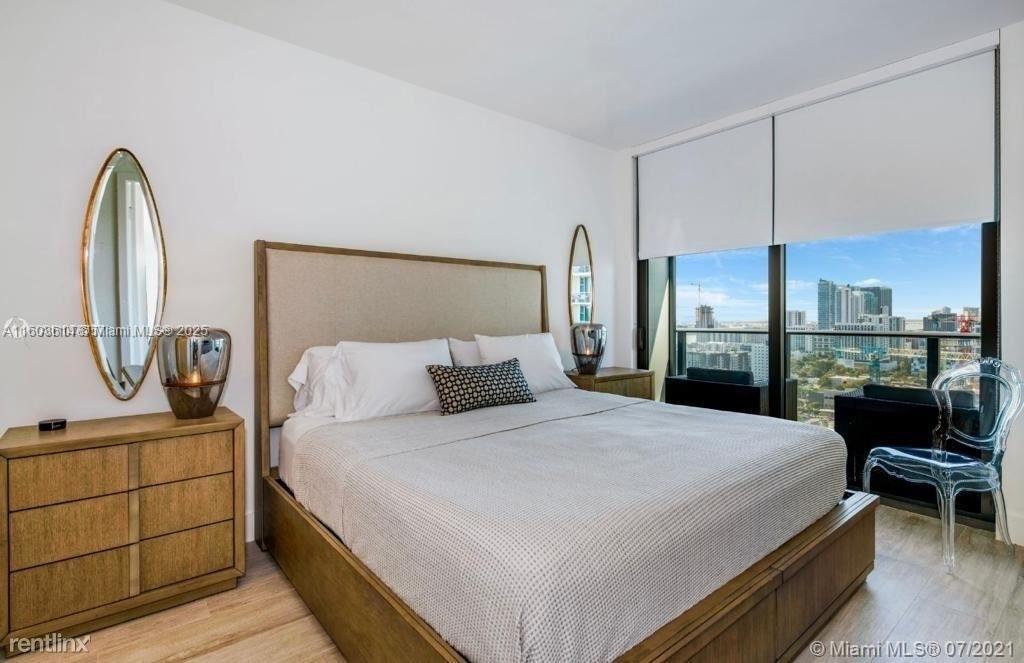 3401 MIDTOWN CONDO - Residential Lease