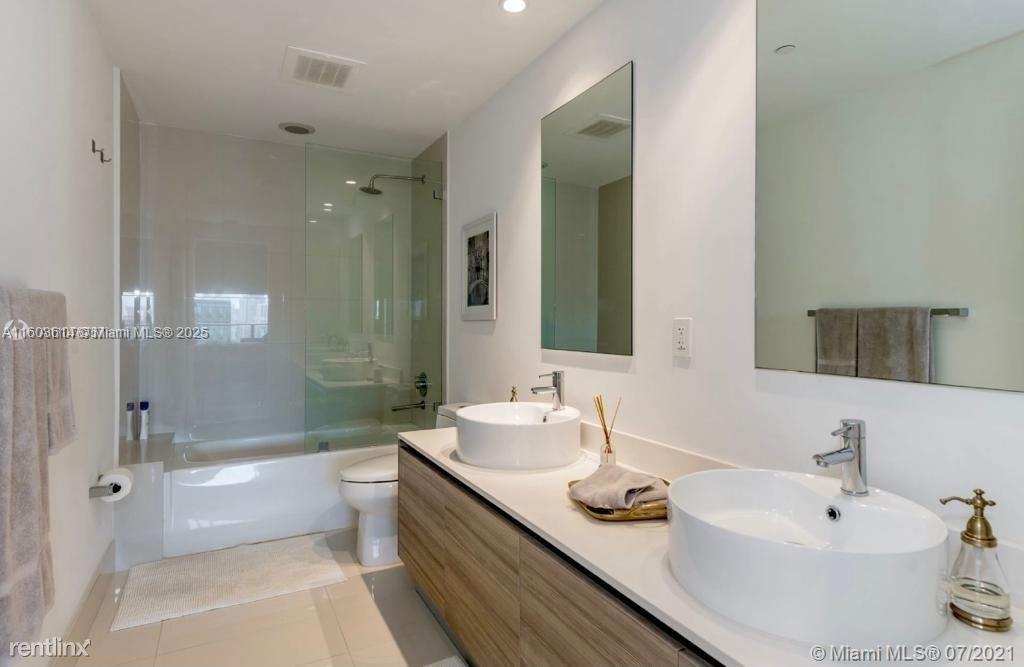 3401 MIDTOWN CONDO - Residential Lease