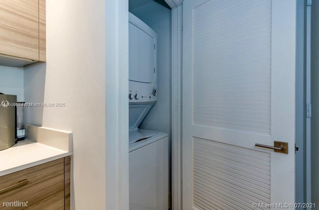 3401 MIDTOWN CONDO - Residential Lease