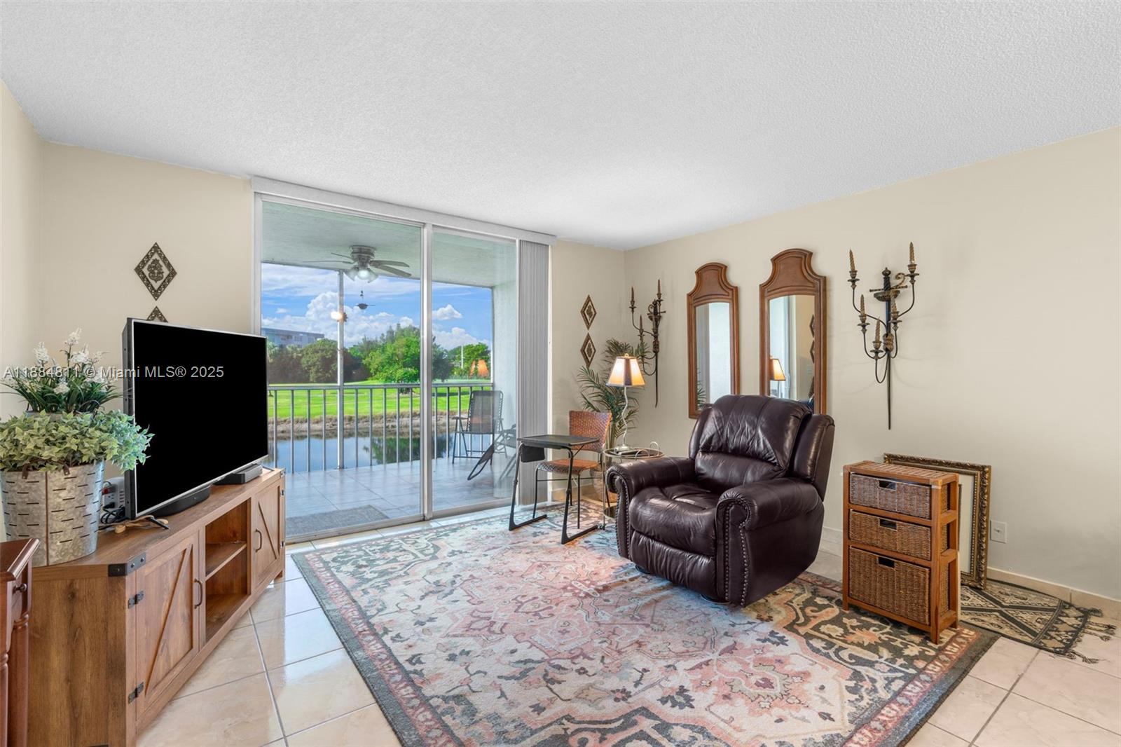 2 OF PALM SPRINGS 2 CONDO - Residential
