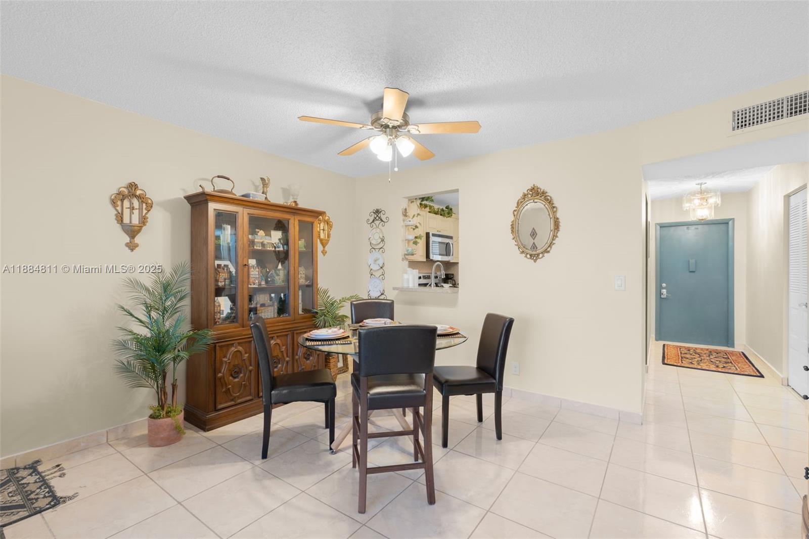 2 OF PALM SPRINGS 2 CONDO - Residential