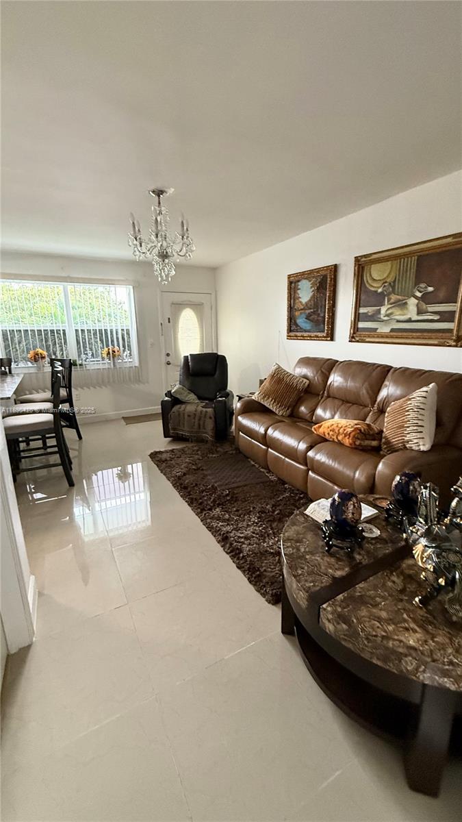 RO-MONT SOUTH CONDO A - Residential Lease