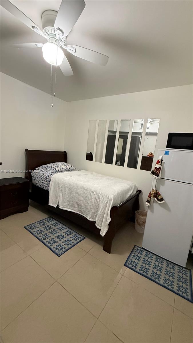 RO-MONT SOUTH CONDO A - Residential Lease
