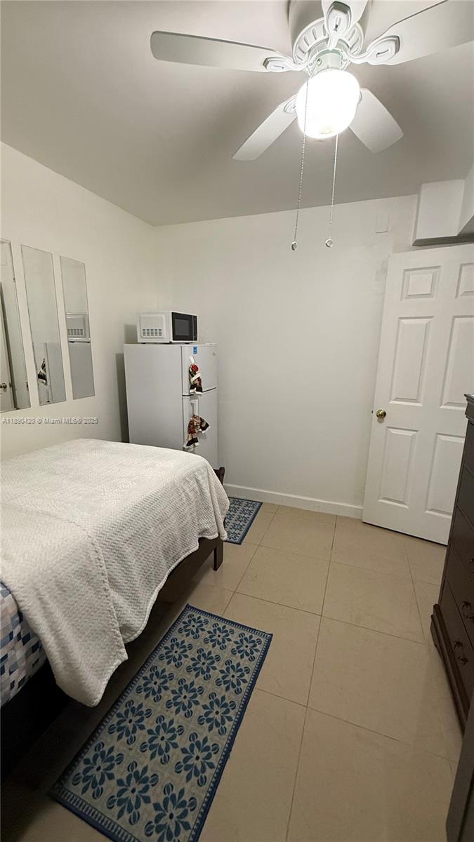 RO-MONT SOUTH CONDO A - Residential Lease