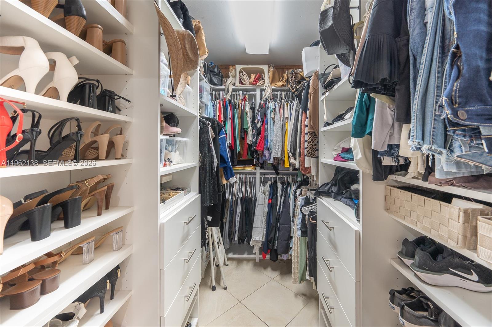 HOMRIV SUBDIVISION - Residential