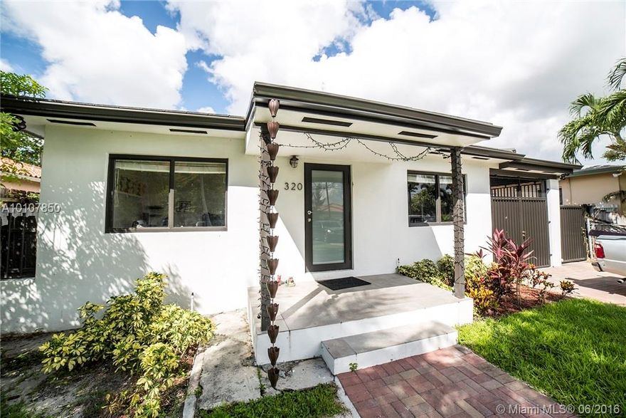 Completed remodeled Single Family Home with extra large backyard space. Home is equipped with Hurricane Impact Windows, Alarm, Stainless Steal Appliances, Remodeled Kitchen & Bathrooms. Plenty of parking spaces within either covered carport or driveway. Pets are allowed w/ pet deposit, No Association Approval required. Broker will run screening process.