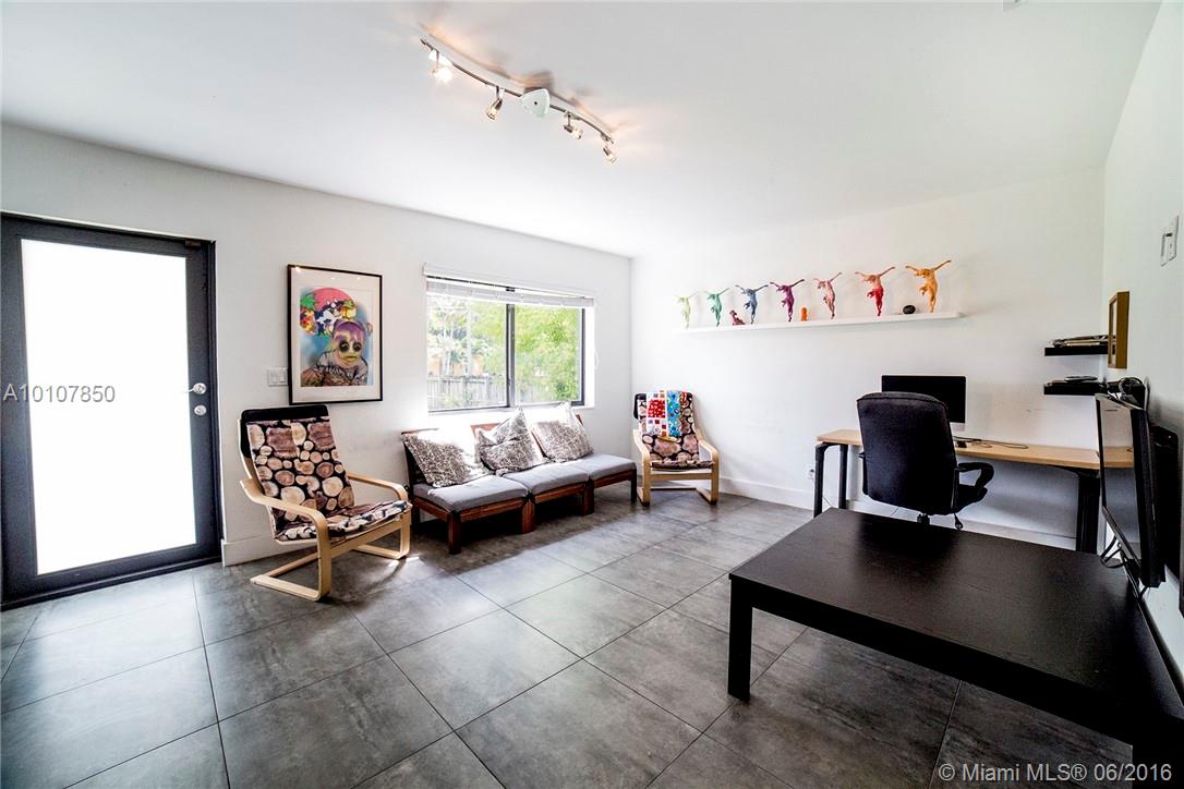 Winona Park 1st Add - Residential Lease