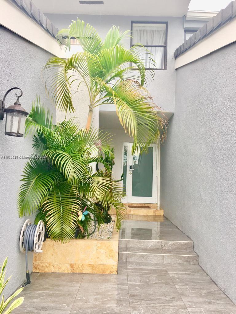 POINCIANA IS YT & RCQ CLU - Residential