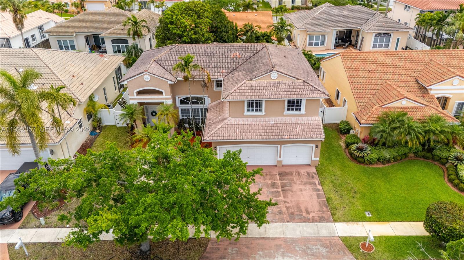 TWIN ACRES - Residential