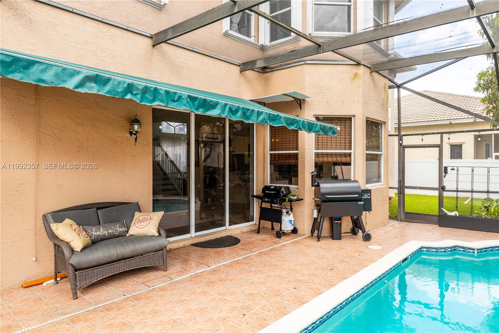 TWIN ACRES - Residential